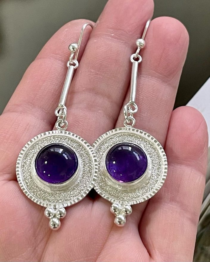 Aros de plata con amatistas